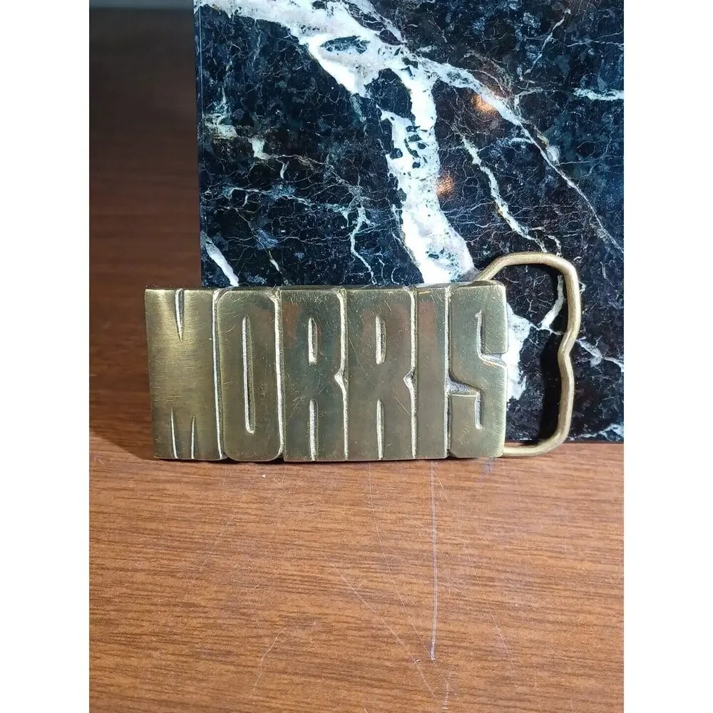 VINTAGE CUT-OUT NAME ***MORRIS*** SOLID BRASS BUCKLE Aminco. - Picture 1 of 5